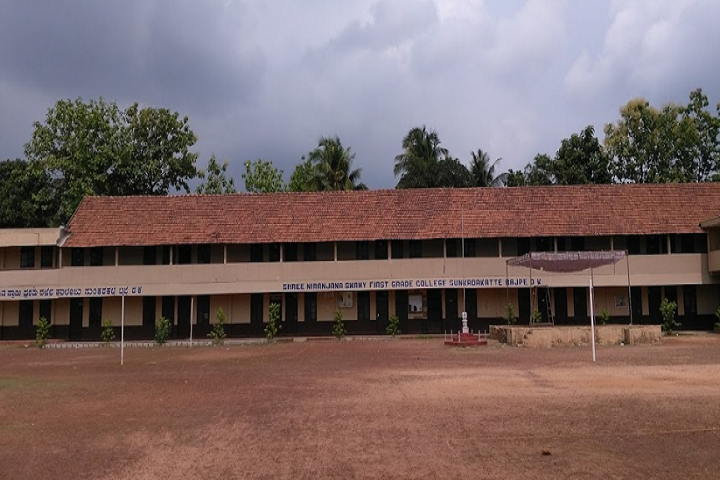 https://cache.careers360.mobi/media/colleges/social-media/media-gallery/14723/2020/5/21/Campus View of  Shree Niranjana Swamy First Grade College Bajpe_Campus-View.png